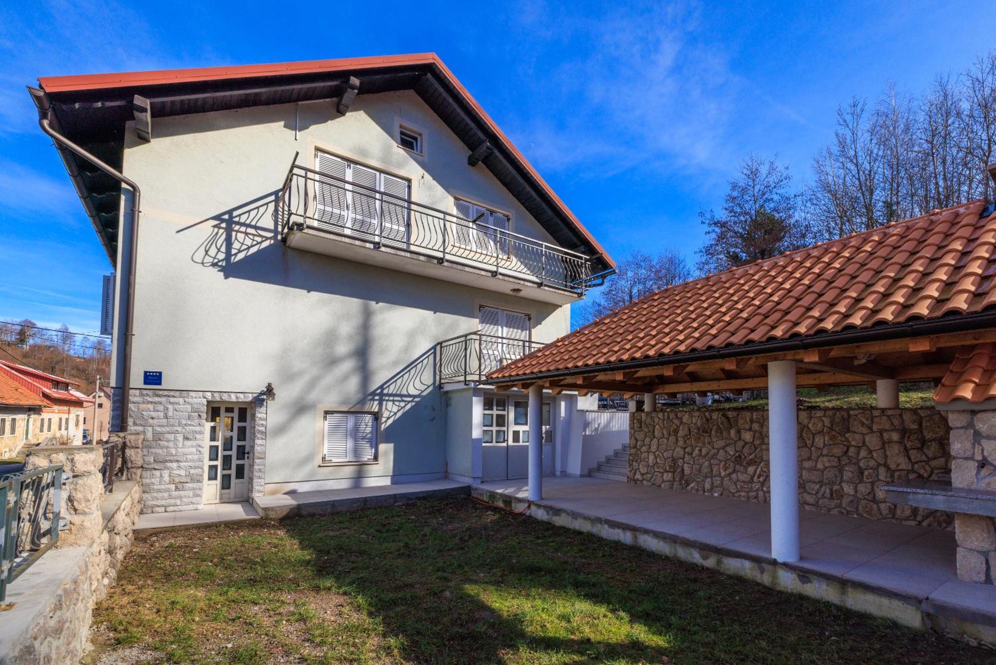Apartmani Andelic- Fuzine 1 מראה חיצוני תמונה